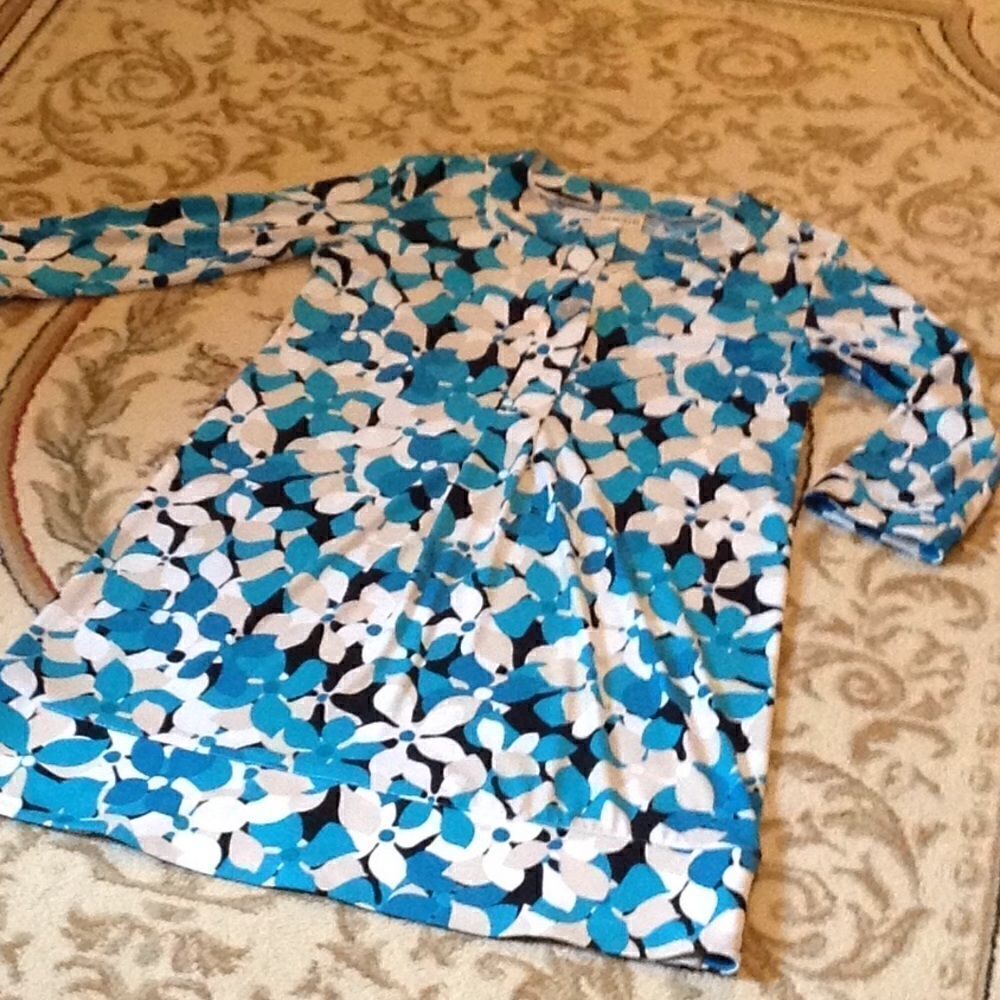 Ladies 3/4 sleeve dress in size 0 from Chico's
